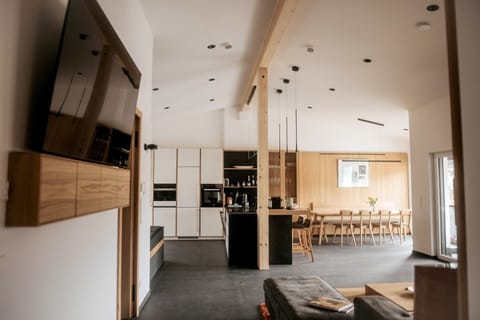 Rottenhöfer Retreat Penthouse - luxury with mountain views, sauna & large terrace Apartment in Berchtesgaden