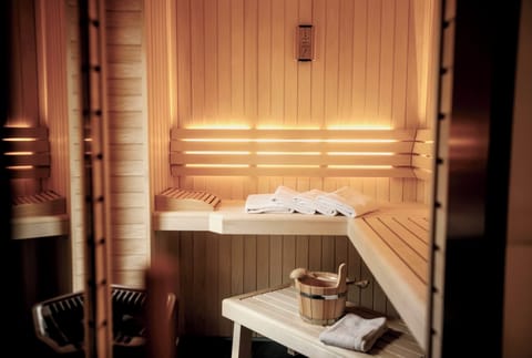 Rottenhöfer Retreat Penthouse - luxury with mountain views, sauna & large terrace Apartment in Berchtesgaden