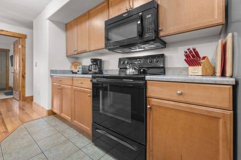 Refrigerator | Kitchen | Microwave