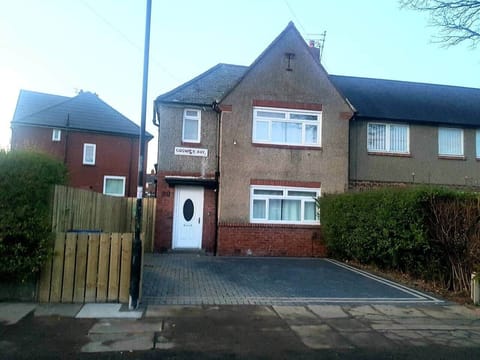 Front View at Goswick Avenue Newcastle Short Stay Serviced Apartment
