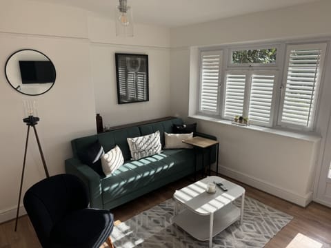 Living Room / Lounge