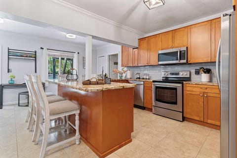 Fully equipped kitchen