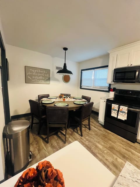 Kitchen/dining room 2nd floor