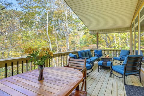 Newland Vacation Rental | 3BR | 2BA | 13 Steps to Enter | 1,645 Sq Ft