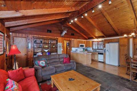 Open-concept living—queen sleeper, fireplace, and stunning views!