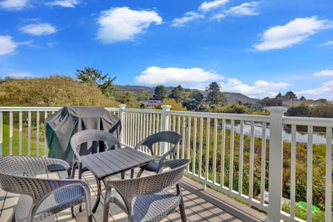 Back Deck overlooking Lake Marie