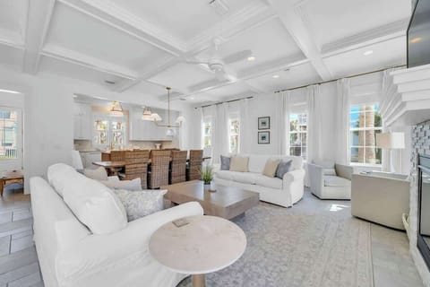 Welcome to 'Pleasantly 30a' by Stay on 30a.