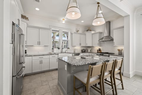 Fully equipped gourmet kitchen.