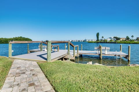 Cocoa Beach Vacation Rental | 2BR | 2BA | 1,400 Sq Ft | Step-Free Access