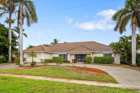 Sprawling Florida Ranch Home