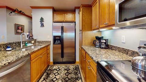 20 Kitchen with Modern Appliances