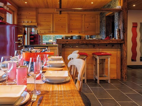 Furniture, Kitchen, Interior Design, Flooring, Wood, Countertop, Ceiling, Cabinetry, Lighting, Floor