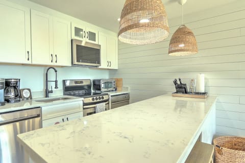 Light and modern kitchen