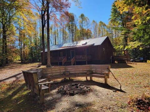 Front of cabin with Fire Pit