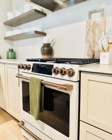 Brand new Cafe Appliances.  Gas Stove.  Convection Oven.