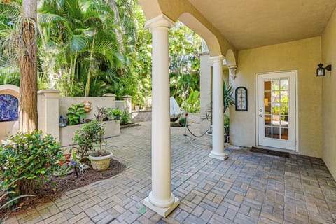 Garden | Private Patio & Yard