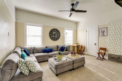 Alameda Vacation Rental | 1BR | 1BA | 711 Sq Ft | Stairs Required