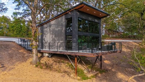 Echo Cabin