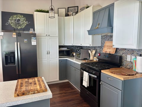 Fully stocked kitchen! Dishes, cooking tools and baking supplies, spices