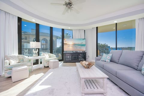 Phoenix on the Bay 1134, Orange Beach, Alabama, bay view, 3 bedroom condominium on the 1st floor