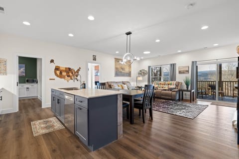 MID National Parks Themed Living Room Dining and Kitchen