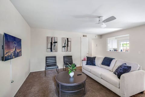 Bright and cozy living space with comfy seating and modern décor.