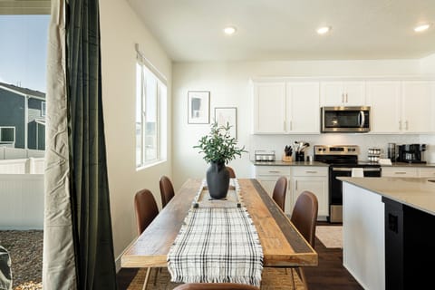 Dining table with 6 seats.