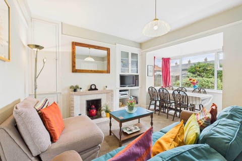 Highgarth, Seahouses - Host & Stay