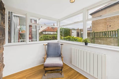 Highgarth, Seahouses - Host & Stay