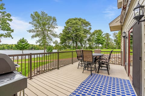 Lakeside Deck with  Gas Grill