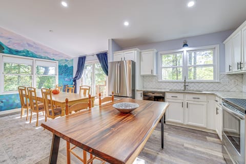 Kitchen | Drip Coffee Maker | Dishwasher | Blender | 1st Floor