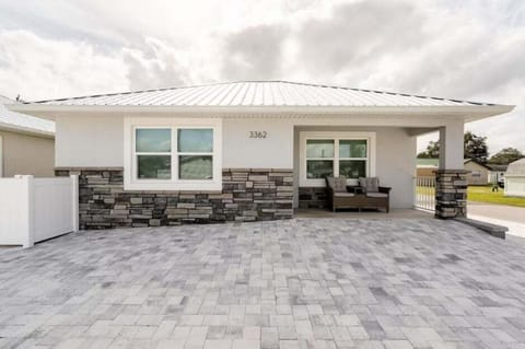 Welcome to Sea-esta Cottage!
