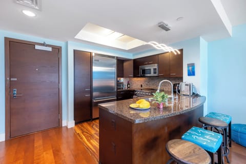 Kitchen - Nicely appointed and fully-equipped kitchen for all your cooking needs.