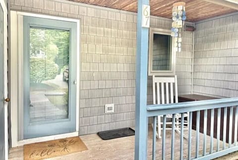 Entry Porch