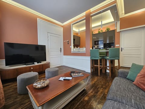 View of the Samsung 55" smart TV