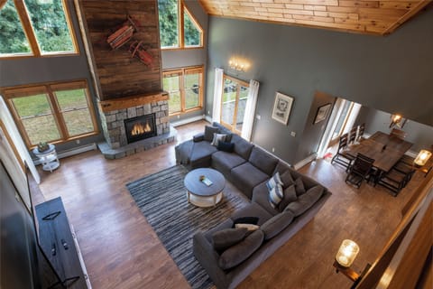 Open Living Area 