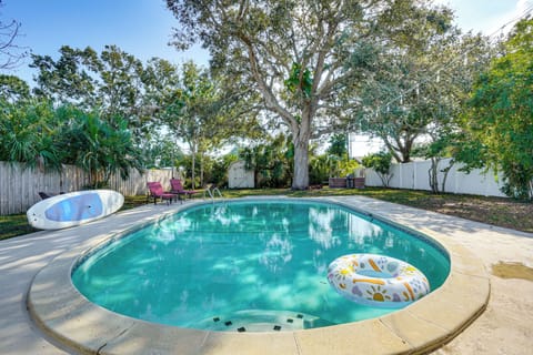 St Petersburg Vacation Rental | 3BR | 2BA | 1,500 Sq Ft | 3 Steps to Enter