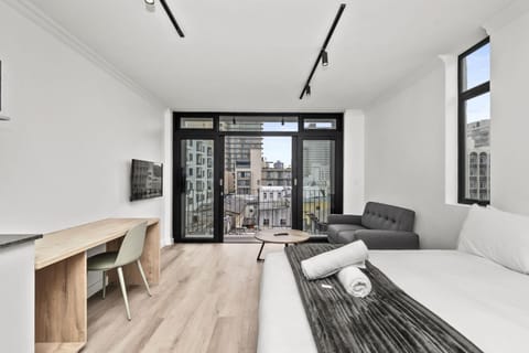 The York Studio with Gym & Wi-Fi (32000)