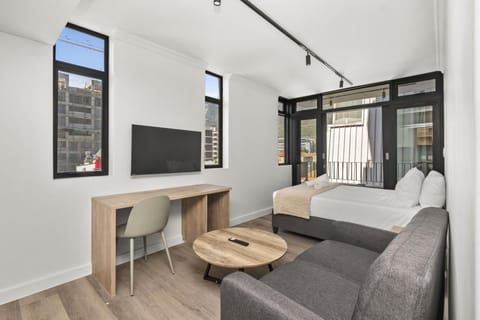 Studio Living with Gym & Wi-Fi at The York (31837)