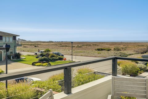 Half Moon Bay Vacation Rental | 4BR | 3BA | Stairs Required | 2,720 Sq Ft