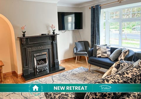 Fishermans Grove No. 21 - Pet-Friendly Holiday Home Dunmore East, County Waterford