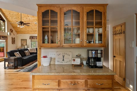 Start your morning right with a fresh cup of coffee!