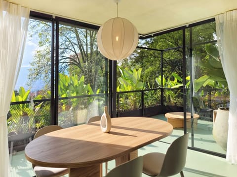 Share moments in the dining room