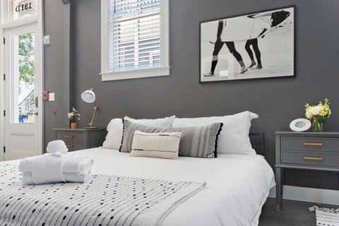 Welcome to your Charleston oasis!