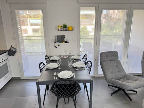 Dining area + coffee & tea station