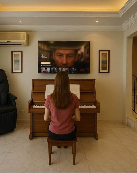 An inspiring harmony fills the room as music brings the home to life ✨