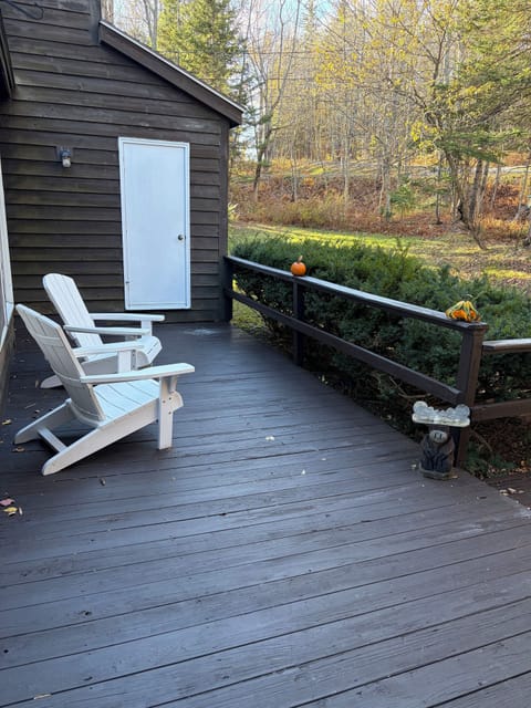 Entryway Deck
