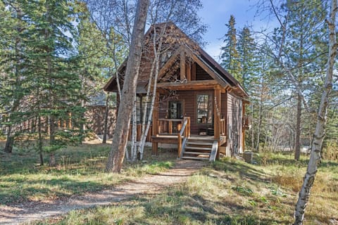 Iron Horse Cabin Front