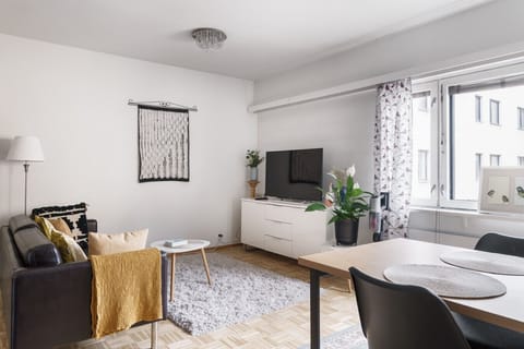 Relax with your favorite shows on the flat-screen TV after a day of exploring the nearby Hietalahti Market Square.