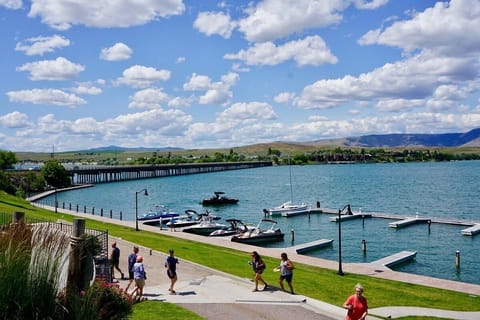 Sacajawea historical state park